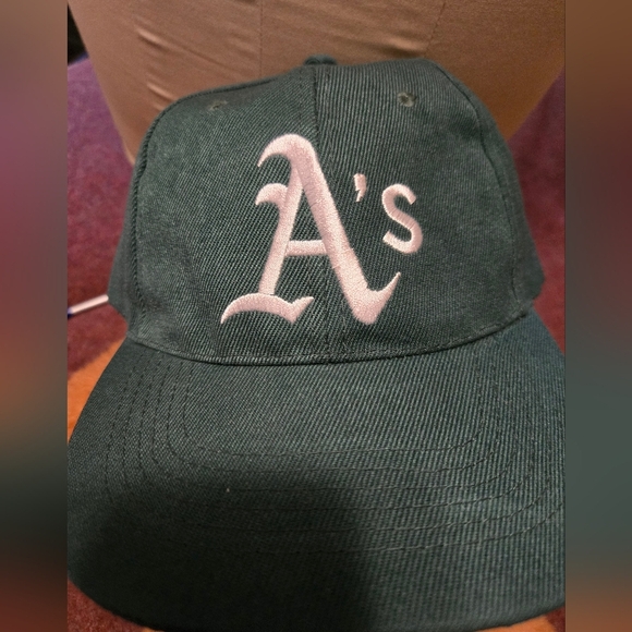Oakland A's Baseball Snapback Hat One Size - Picture 2 of 8